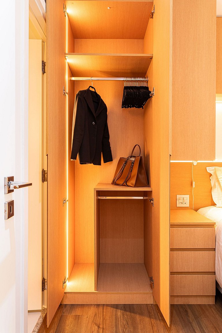 White 2880 Pinheiros| Lindo Apê 28°| 2 dorms 80m