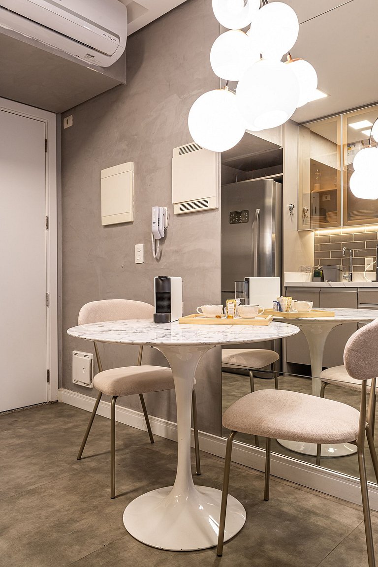 Charme e Conforto | Forma Itaim 45m Faria Lima/ JK