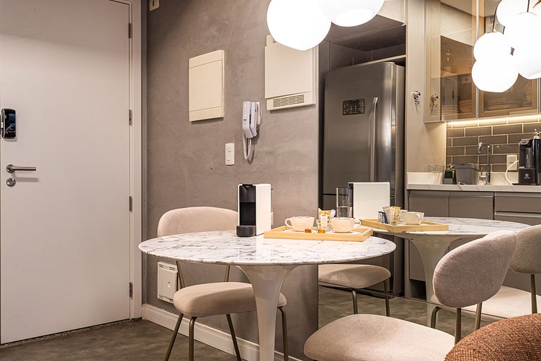 Charme e Conforto | Forma Itaim 45m Faria Lima/ JK