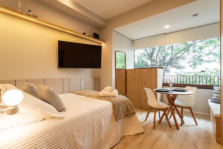 Studio Moderno e Aconchegante 27m | Campo Belo