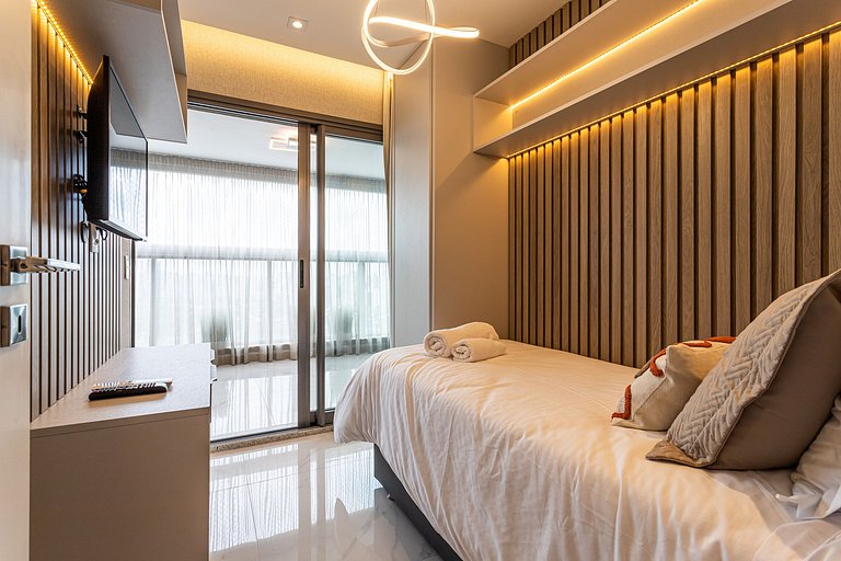 Apê Moderno | 2 dorms c/ varanda | 26° andar