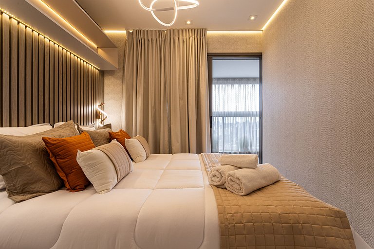 Apê Moderno | 2 dorms c/ varanda | 26° andar