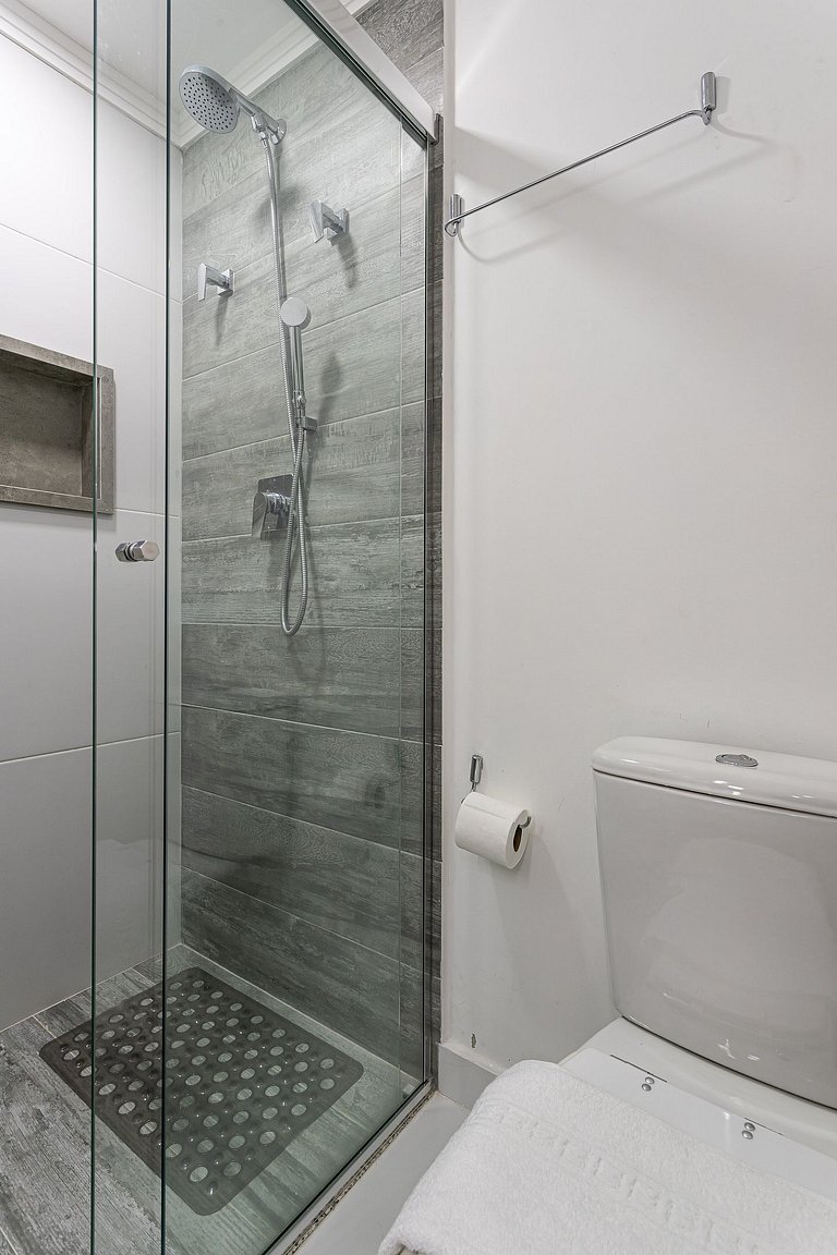 Apê Moderno | 2 dorms c/ varanda | 26° andar